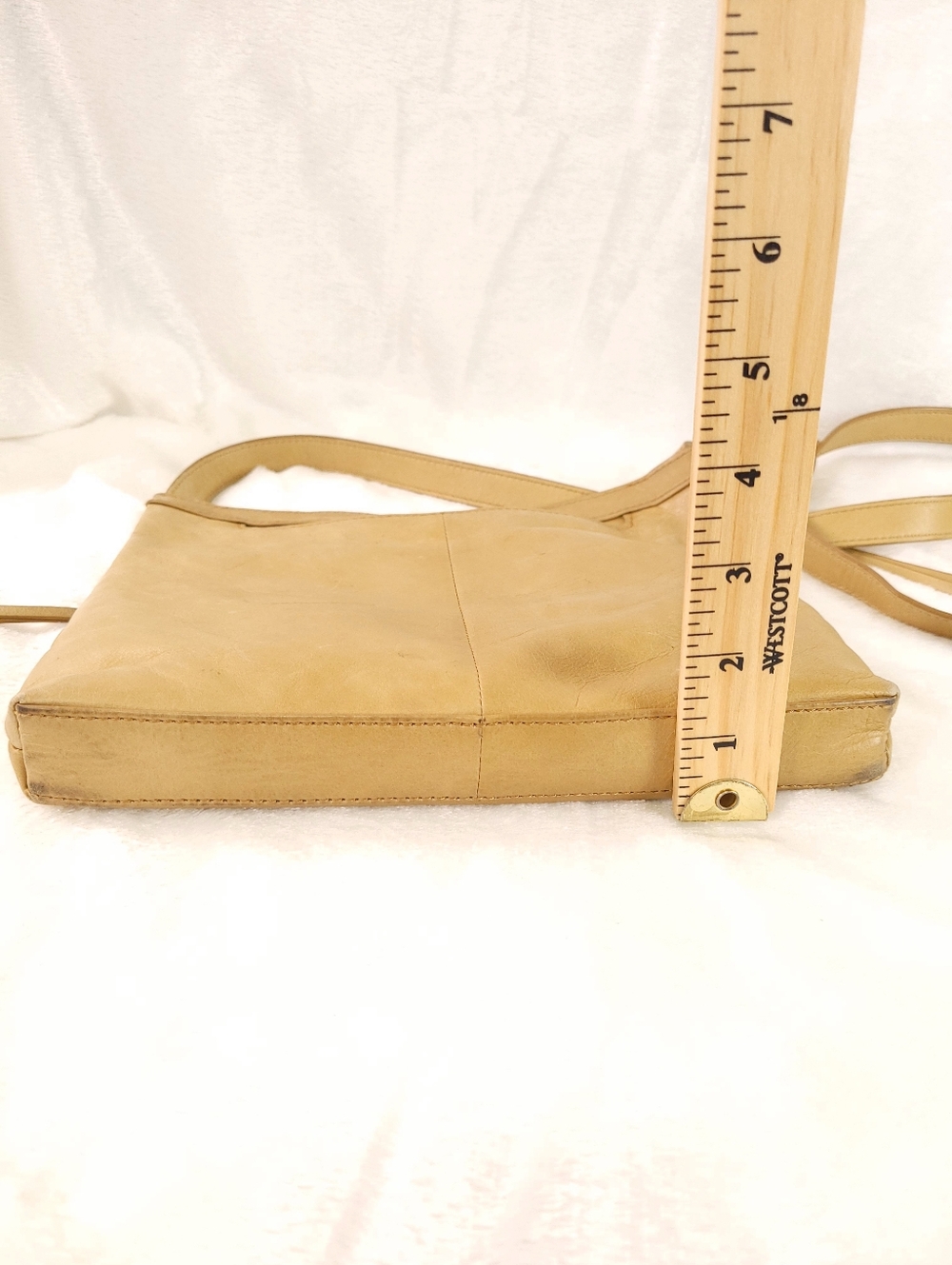 Hobo Cassie Leather Convertible Crossbody Shoulder Bag - Picture 15 of 16